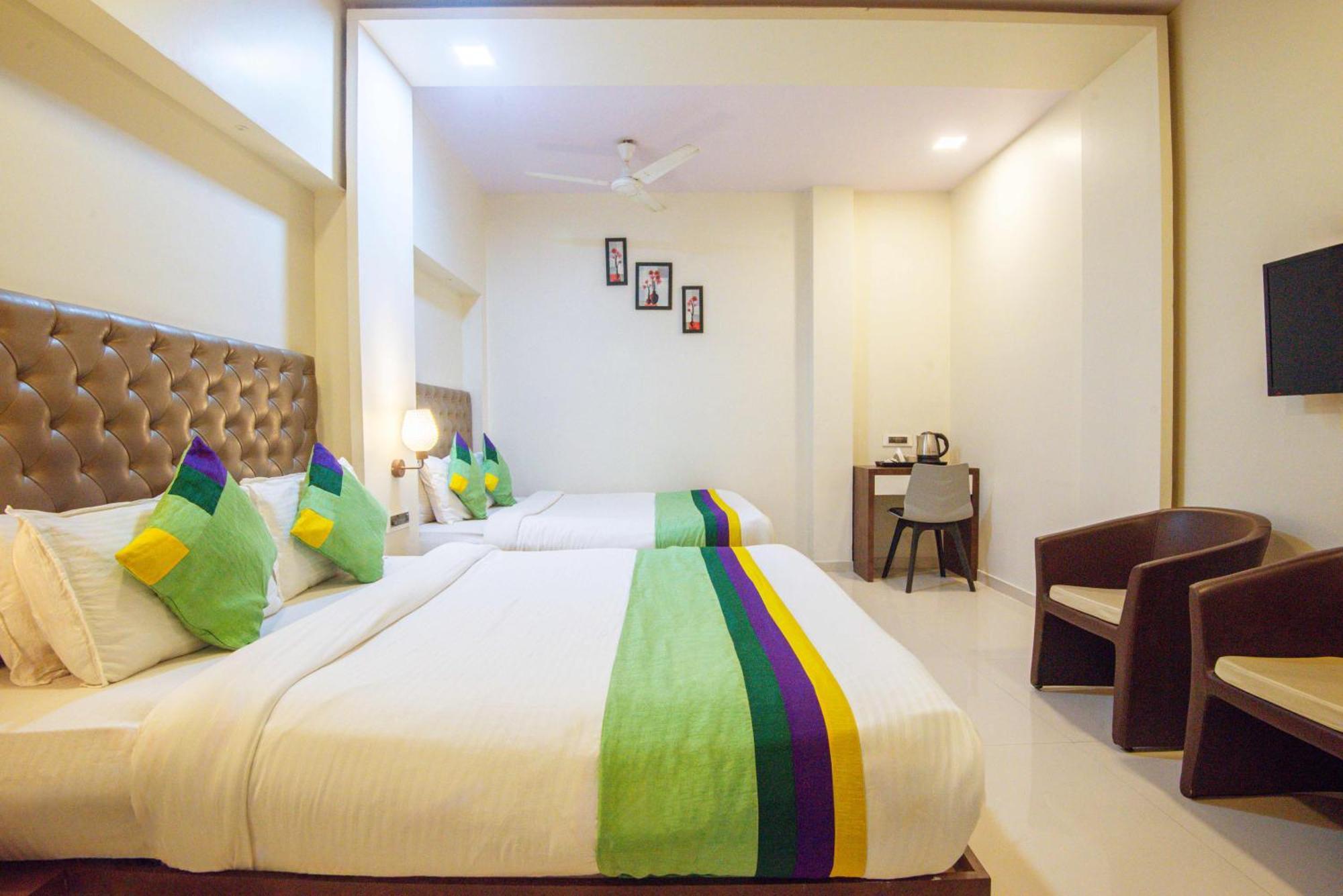 Treebo Blue Moon Powai 3* Mumbai