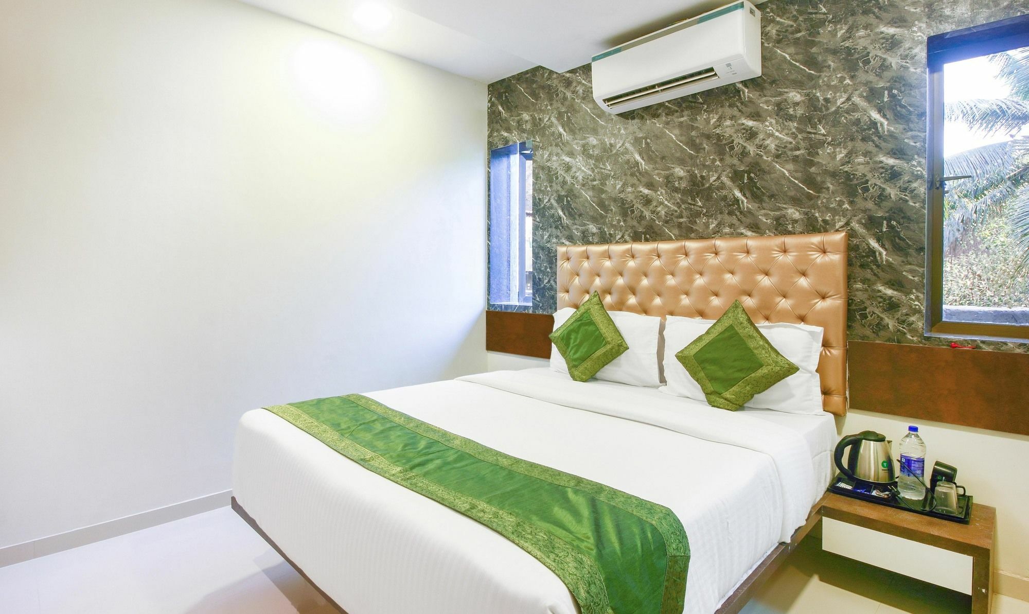 Hotel Treebo Blue Moon Powai 3*